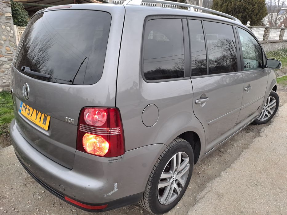 Piese vw Touran facelift 1.9 BXE