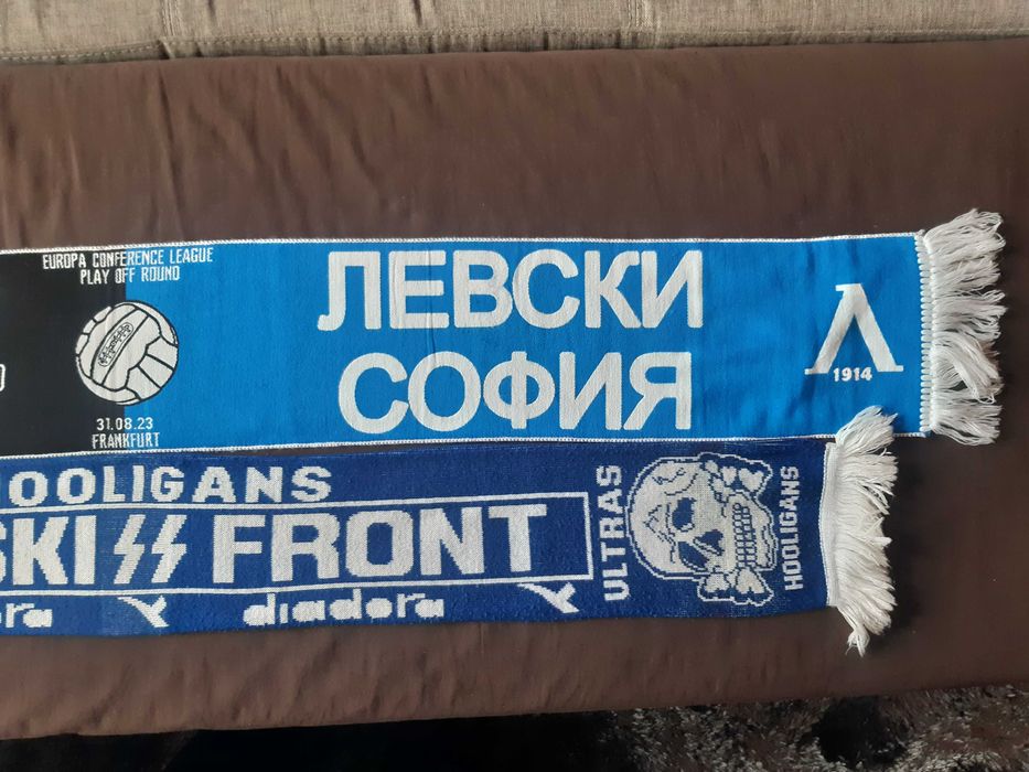 Шалове на Левски+книжка и билет от мача с Айнтрахт Франкфурт