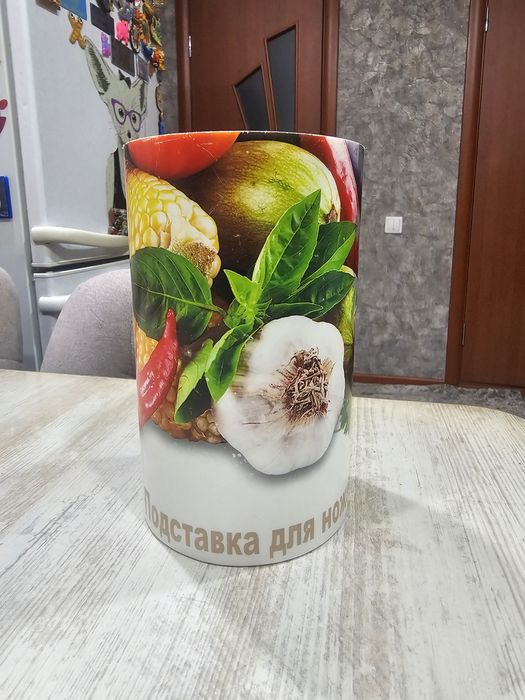 Продам подставку для ножей