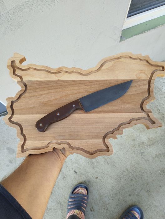 Нож ножче с дъска