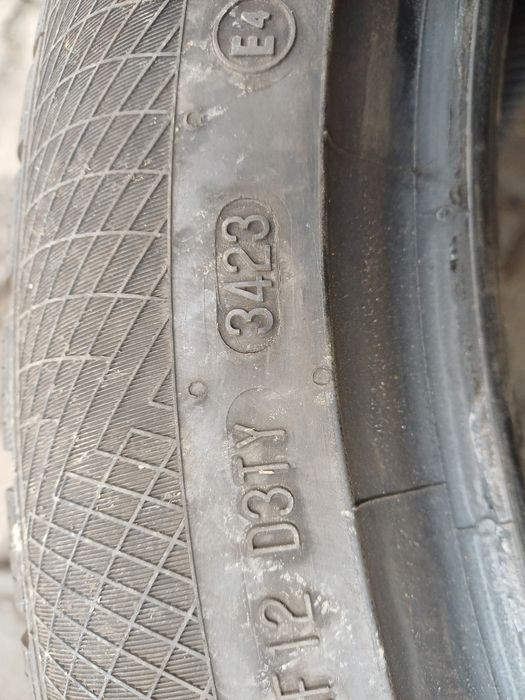 Гуми 255/45/20 Континентал