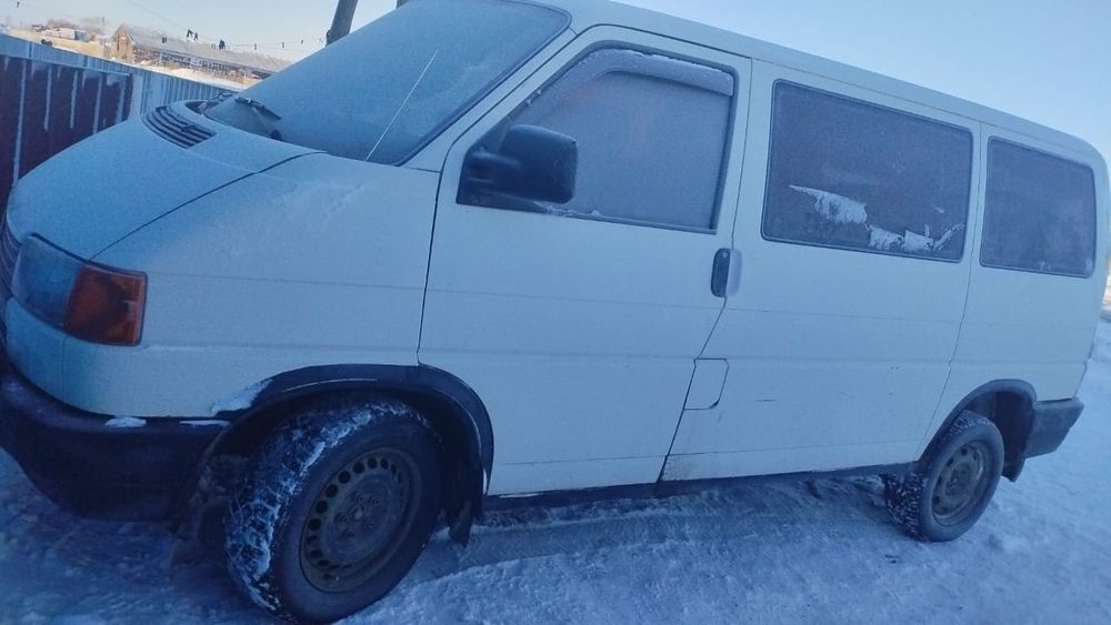 Продам  машину т4