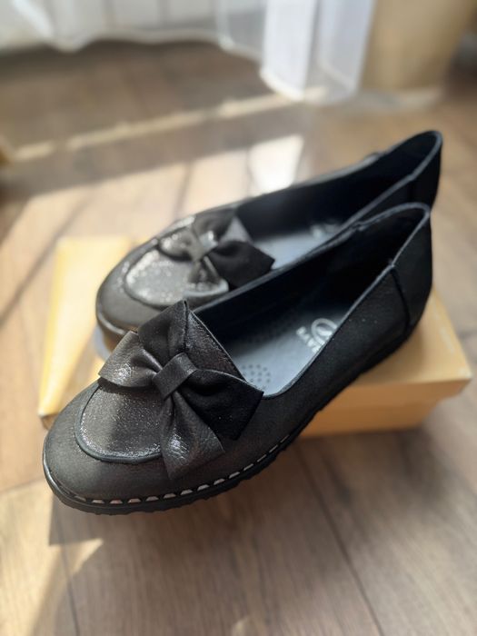 Женские кожаные лоферы