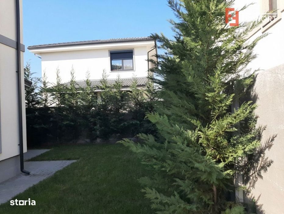 Casa individuala cu 4 camere de vanzare in localitatea Giroc