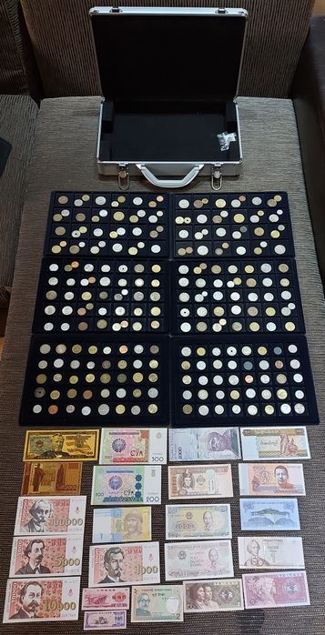 КОЛЕКЦИЯ! АЛУМИНИЕВО куфарче с монети и банкноти!!