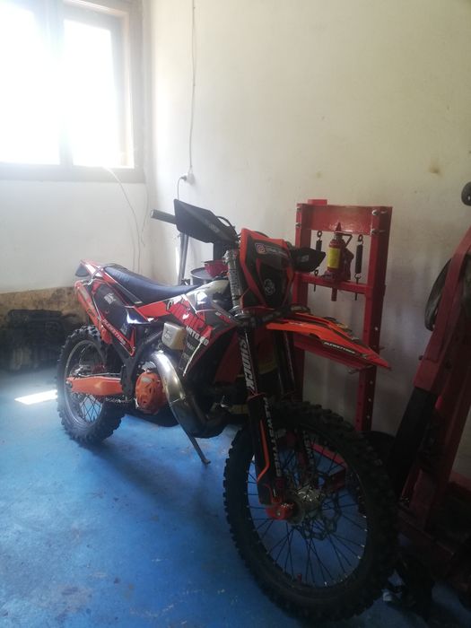 Vând ktm 300 tbi 2024 full protecți