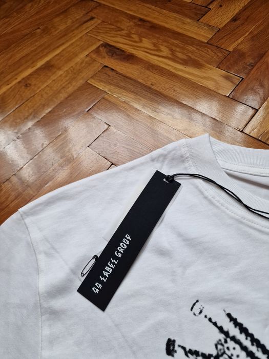 Страхотна мъжка тениска 44 LABEL GROUP  размер  S M L XL 2XL 
Най-висо