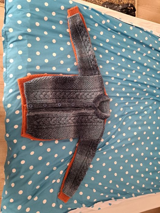 Cardigan/jerseu baieti.