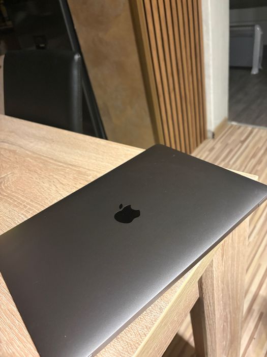 MacBook 13 Pro 2017-256GB