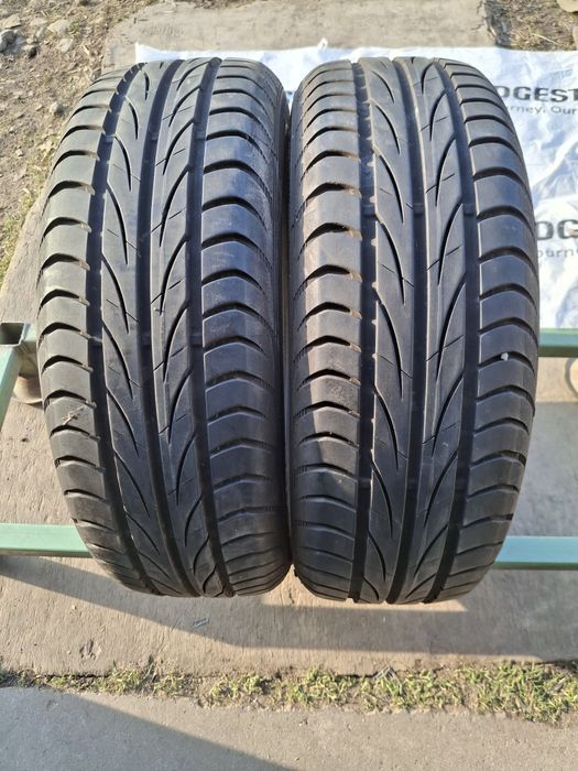 2 Anvelope de vară  195 60 r15 Semperit