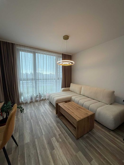 2 стаен, бул. Марица 160 с подземно парко място в центъра