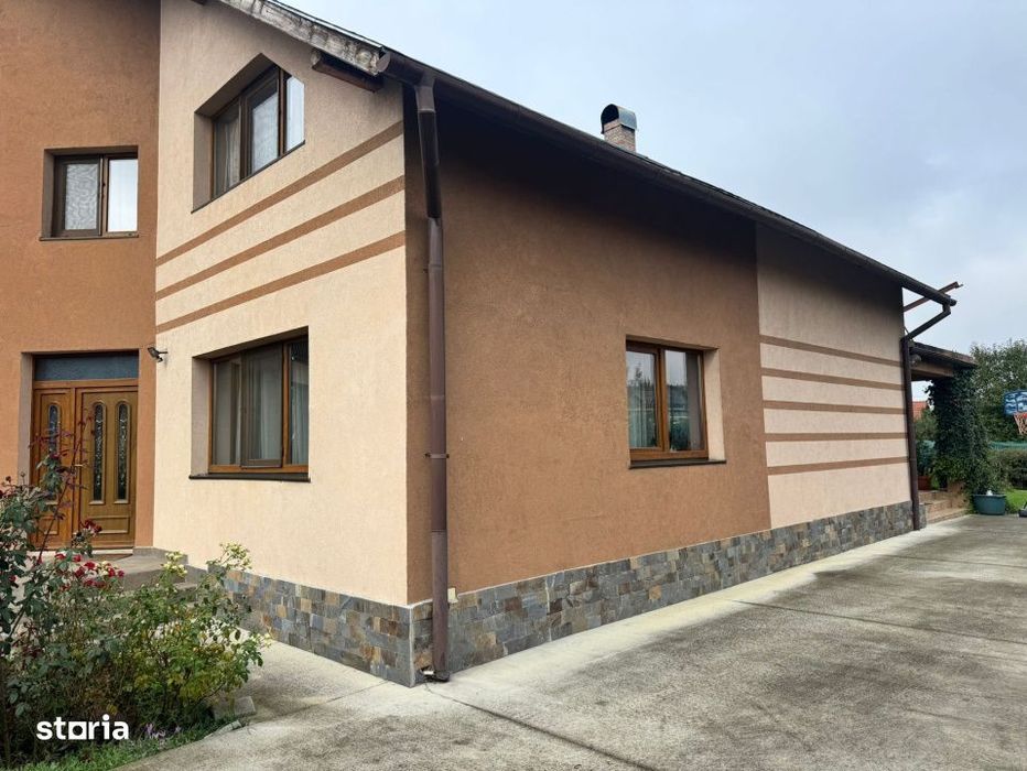 House in Budesti - Vedere 3