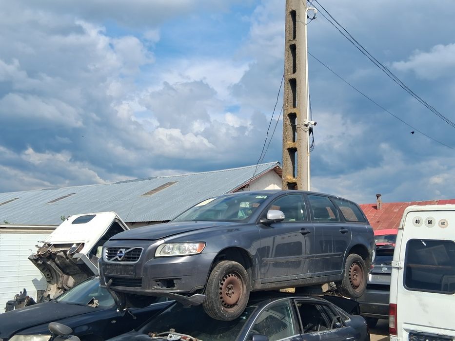 Capota faruri haion volvo v50