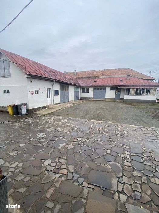 De vanzare CASA cu 3 hale in curte cu 16 ari teren la DN