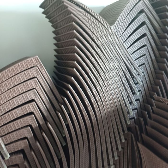 Стол стул сотилади холати жуда зур янгидае