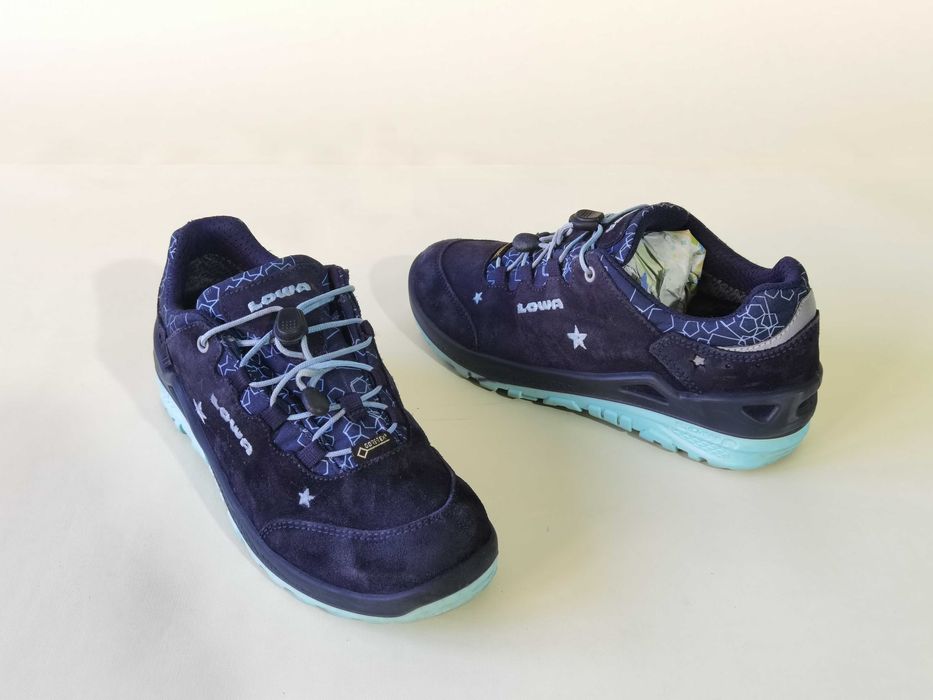 Bocanci copii ghete PIELE  munte 30 31 LOWA - GORETEX IMPERMEABILI