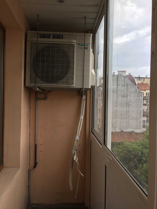 Лукс! Многостаен и Двоен Гараж - 152 кв.метра- Площад Лаврентий