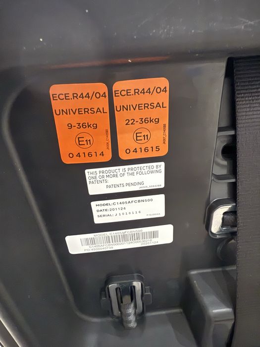 Продам автокресло универсал