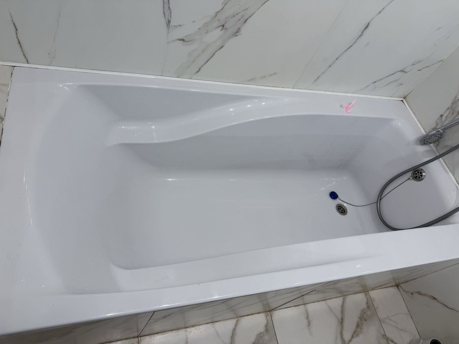 Продам ванну срочно