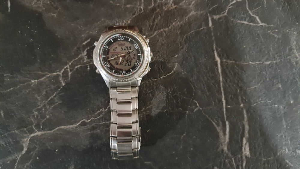 Часовници -Tissot, TW Steel, Momo Design, Casio,