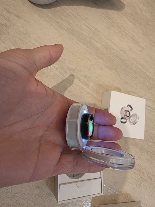 Smart Ring with Display