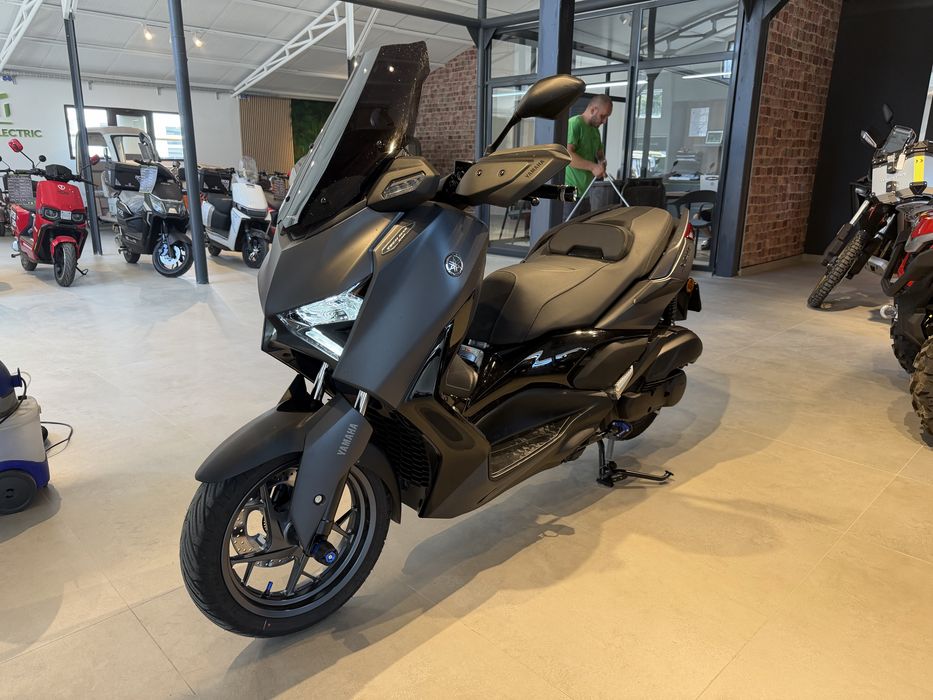 Yamaha Xmax 125 Tech Max 2026, 350 km