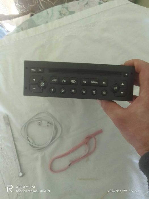 Плейър за кола пежо