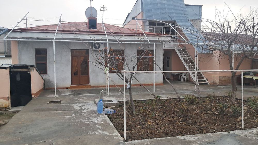 Дом 10 соток сельски урташик на против рай газ