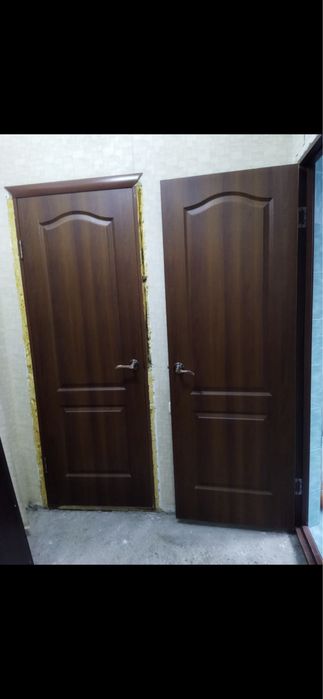 Продам двери комнатные зальные