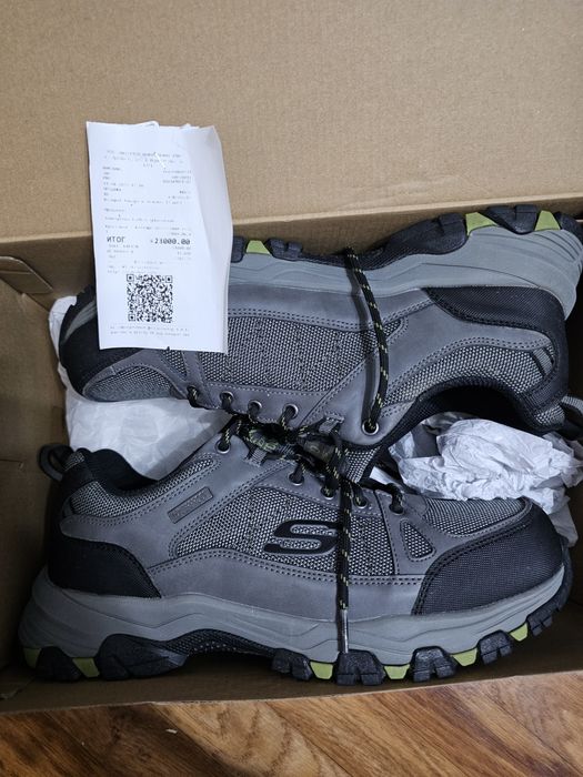 Кроссовки Skechers