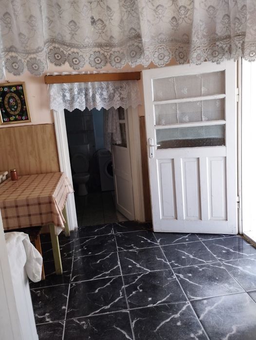 Casă de vânzare !