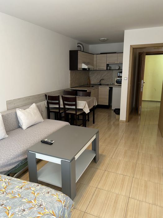 Дава се под наем Двустаен апартамент в Поморие - 50 кв.м за 40.8 € - Снимка #1