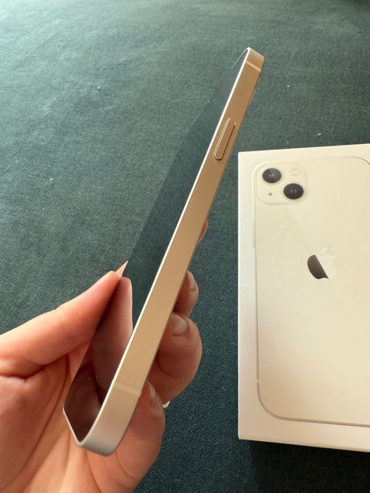 Бял iPhone 13 128GB