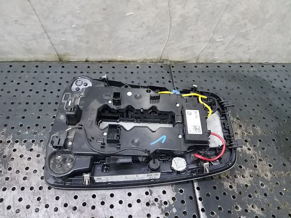 Lampa plafoniera fata audi a6 c8 4k 4k0947135b