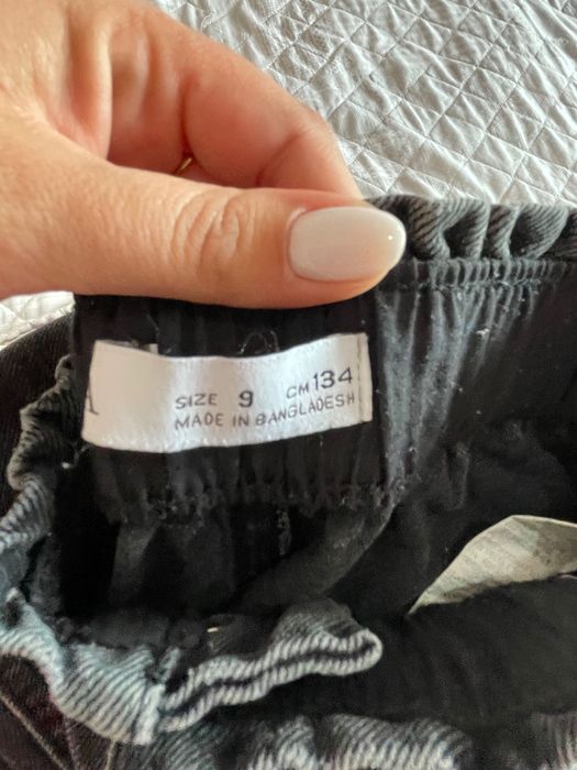 Детски дънки на Zara