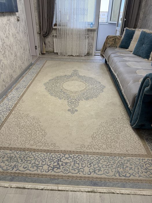 Продается ковер 2,5/4