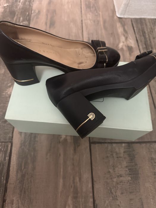 Кожный обувь кроссы, туфли