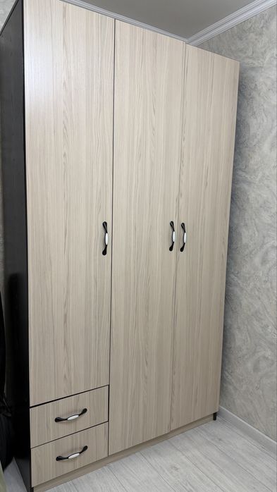 Продам шкаф 120х220