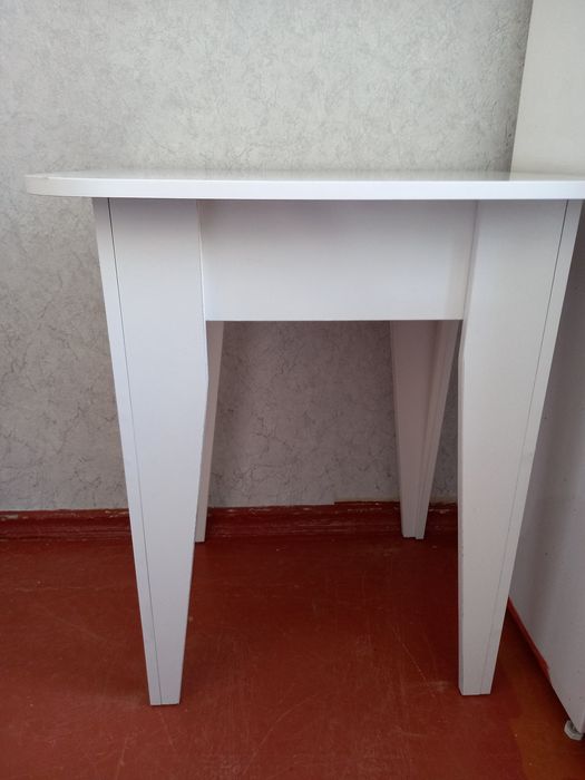 Кухонный стол новая