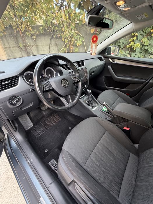 SKODA Octavia 2019 — imagine 5