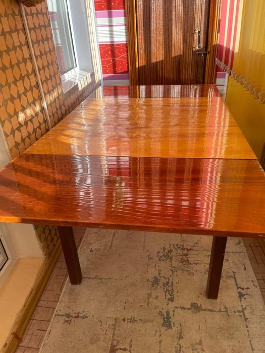 Стол раздвижной на кухню- полированный