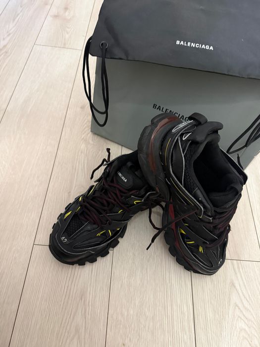 Balenciaga Track
