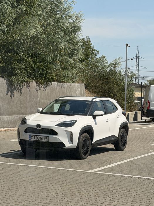 Toyota yaris cross 2025/Active+ senzori parcare