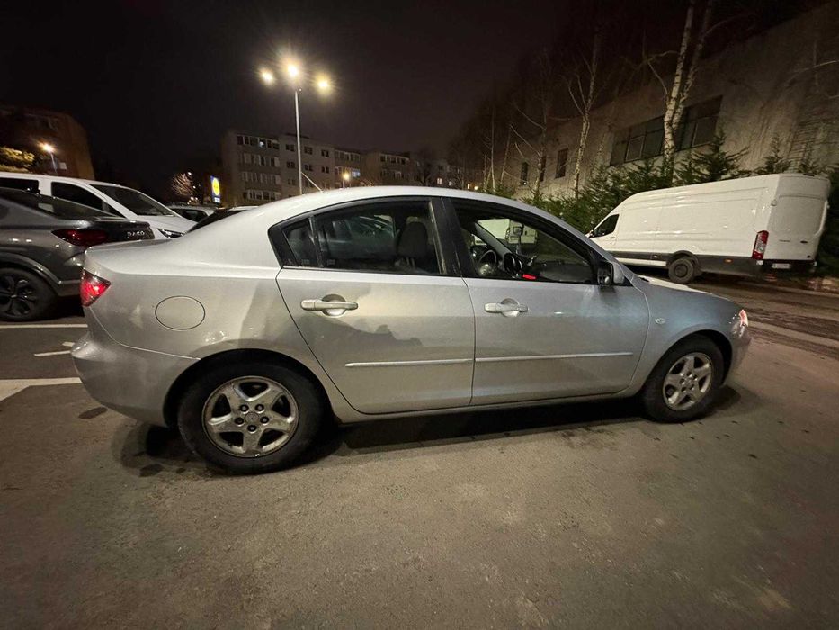 Mazda 3 Sedan BK 1.6i