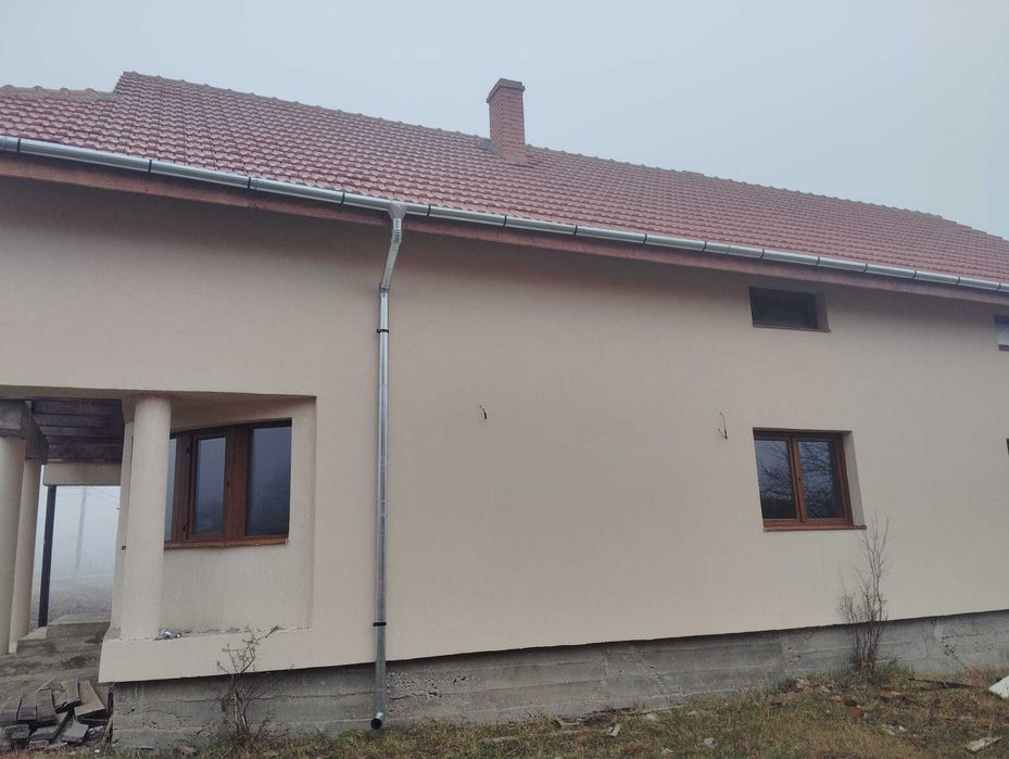 Montaj Țiglă Metalică, Tablă Zincată și Reparații Acoperiș