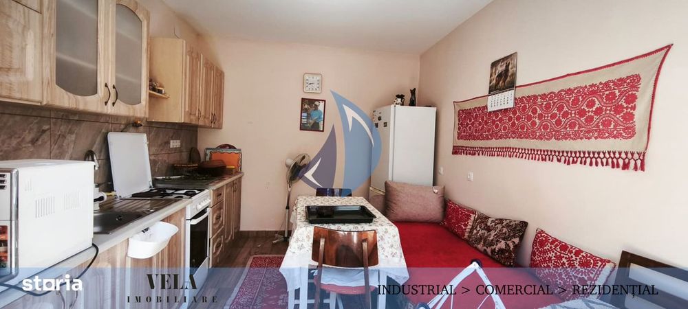 Casa singur in curte, semicentral, acces auto, 310 mp teren