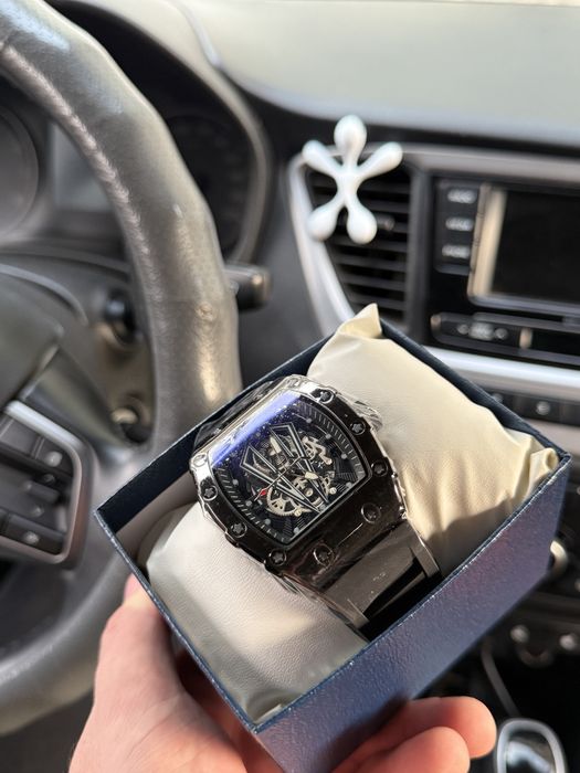 Часы мужские новые