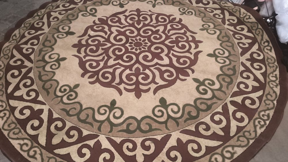 Продам ковер , палас