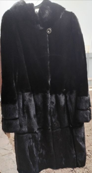 Продам норковую шубу