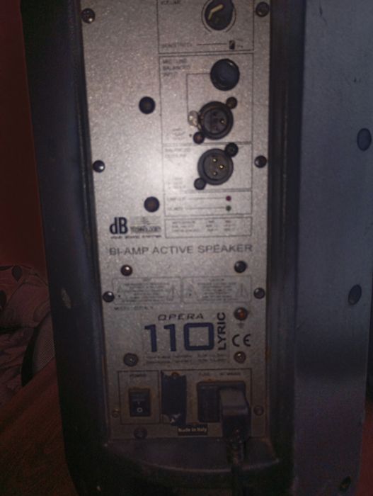 Vand boxa db mai multe detali in privat